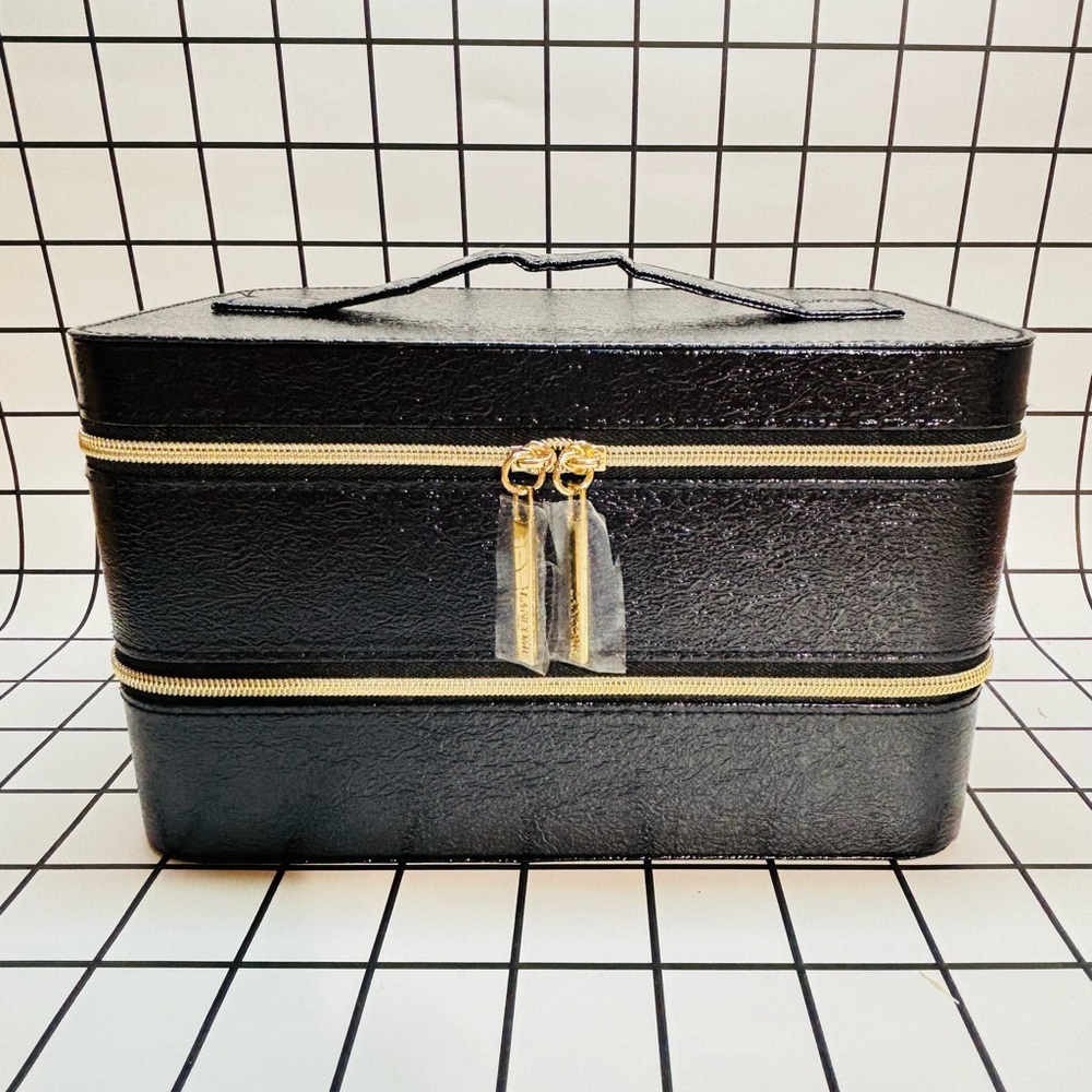 🆕 Lancome Two Layers Synthetic Leather Train Case Box Organizer